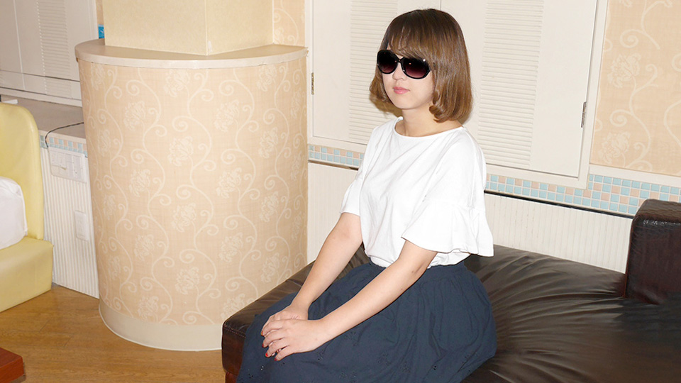 Under The Big Sunglasses – 10musume – 2019-06-04 JAV Movie