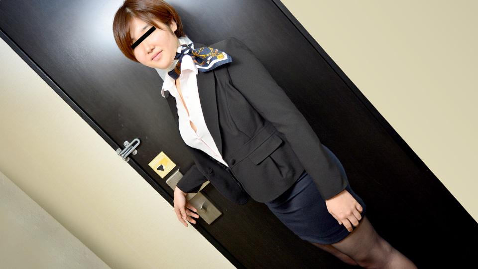 Chunky Cabin attendant: I want to get on your jumbo quickly (10Musume-011222_01) sample image 2