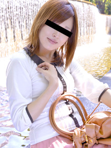 Amateur Interview: My Friend's Girlfriend Came for an Audition (10Musume-032313_01) sample image 2
