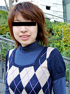 Amateur Interview: Scalp Massage with Big Breasts (10Musume-032613_01) sample image 2