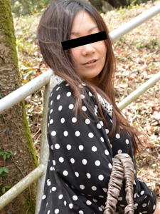 Outdoor Adventure with a Candid Encounter (10Musume-040114_01) sample image 2