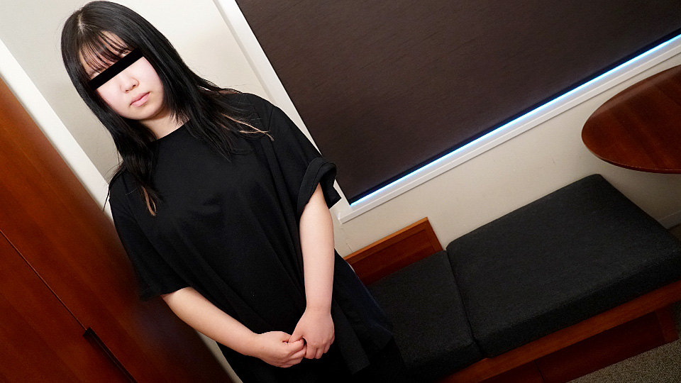 I thought I was a naive girl, but I got a vaginal cum shot in red underwear with a shaved pussy! (10Musume-040123_01) sample image 2