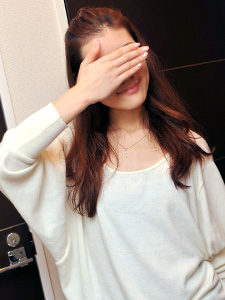 Chat Lady's Side Job (10Musume-042612_01) sample image 2