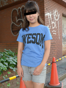 Picking Up A Lonely Girl (10Musume-052015_01) sample image 3
