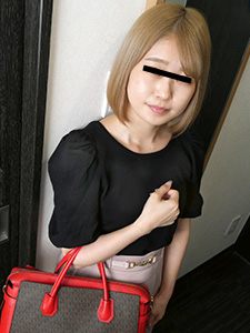 Amateur AV Interview: I made a nervous amateur girl wear lingerie underwear with a full view of her pussy and having sex (10Musume-070722_01) sample image 3
