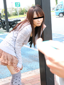 Carefree Stroll: Not Worried About Being Watched (10Musume-071312_02) sample image 2