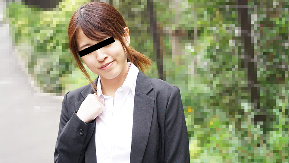 The Lady who goes job hunting Gets Her Pussy Creampied During the Job Interview (10Musume-071822_01) sample image 2