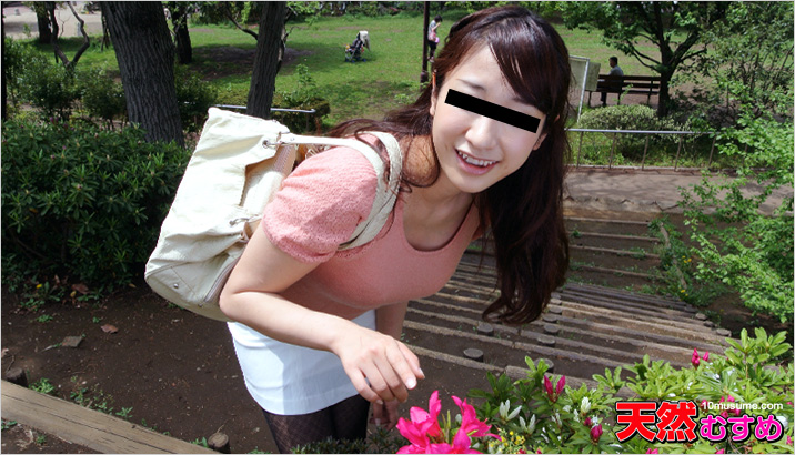 Room Tour of a Girl Living Alone - Is It Okay or Not? (10Musume-080812_01)