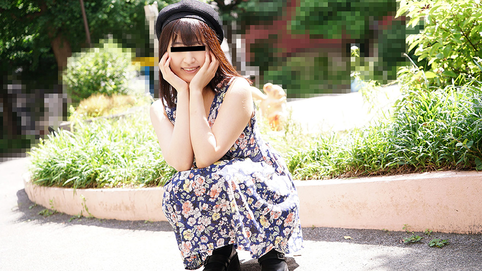 Immediately Saddle during the interview! A neat amateur loses reason and feels spree (10Musume-081122_01) sample image 2