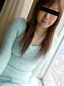 Black Pantyhose and Panties, but Pink Inside! (10Musume-081809_01) sample image 2