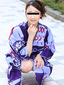 Pick up a dog-loving yukata beauty while walking my dog! (10Musume-082423_01) sample image 3