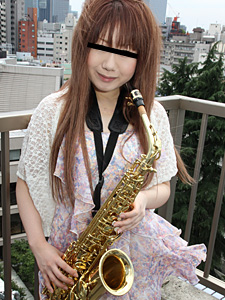 Amateur Jazz Performance in the Nude (10Musume-090111_01) sample image 2