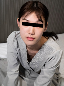 Real face amateur: A slender, beautiful, small-breasted girl who is confident in her no-makeup look (10Musume-112425_01) sample image 3
