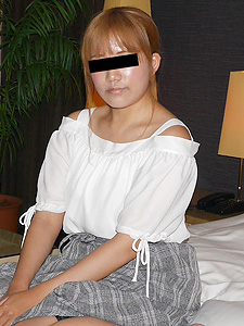 Apparel Clerk Challenges The First AV Shooting (10Musume-122220_01) sample image 3